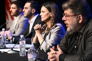 Εκδήλωση της Εφημερίδας των Συντακτών "Απέναντι στην κυριαρχία Μητσοτάκη ποιος;" με την συμμετοχή των Διονύση Τεμπονέρα, Μανώλη Χριστοδουλάκη και Έφης Αχτσιόγλου